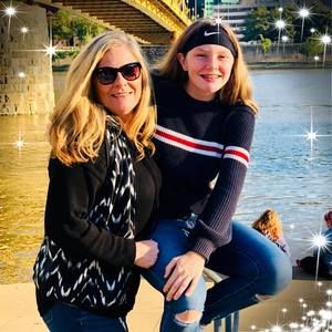 Meet your Posher, Corrie